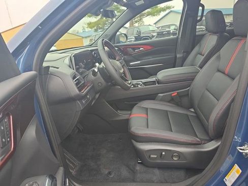 New 2026 Chevrolet Traverse RS FWD image 30