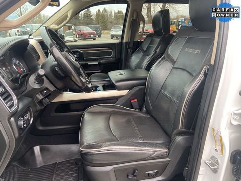 Used 2019 RAM 2500 Laramie image 17
