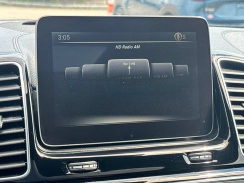 Used 2018 Mercedes-Benz GLS 450 4MATIC image 23