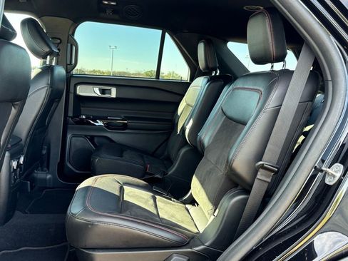 Used 2022 Ford Explorer ST-Line w/ Class IV Trailer Tow Package image 15