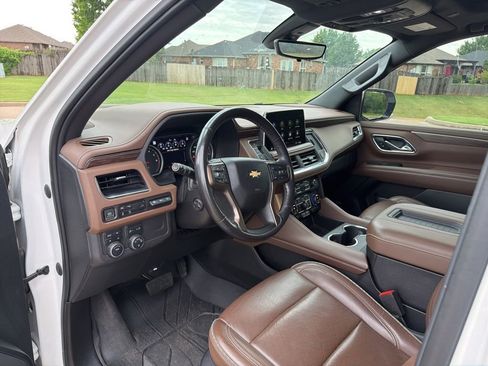 Used 2021 Chevrolet Tahoe High Country AWD/4WD image 12