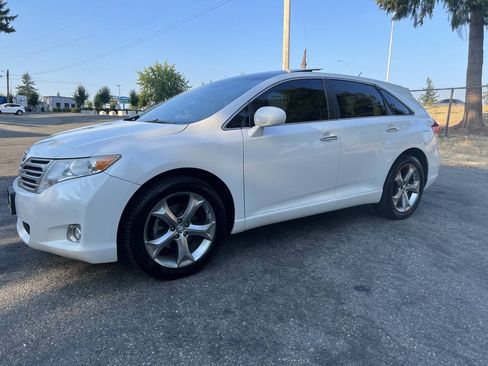 Used 2011 Toyota Venza AWD w/ Premium Pkg #2 image 8