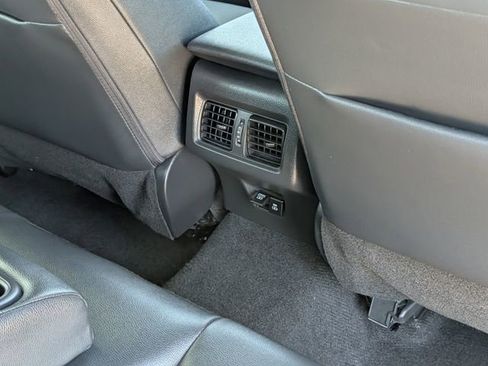 Used 2025 Toyota Camry SE FWD image 29
