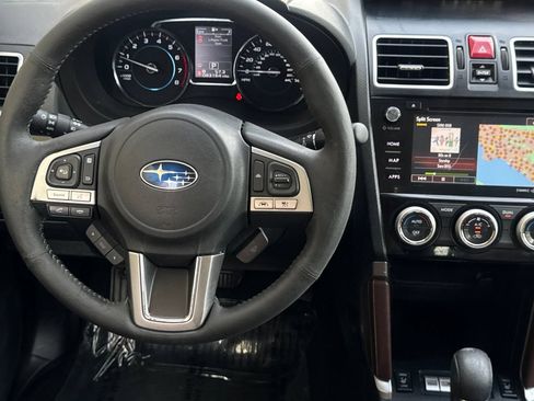 Used 2018 Subaru Forester 2.5i Touring w/ Popular Package #3B AWD/4WD image 14