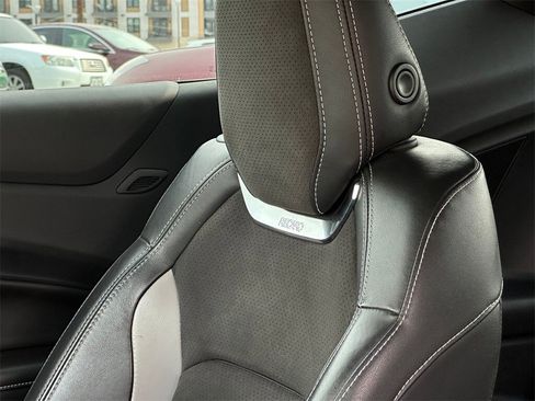 Used 2022 Chevrolet Camaro SS image 10