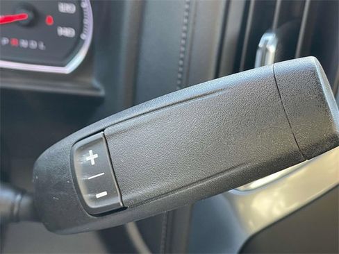 Certified 2020 Chevrolet Silverado 1500 RST image 21