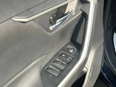 Used 2020 Toyota RAV4 XLE w/ All Weather Liner Package AWD/4WD image 20