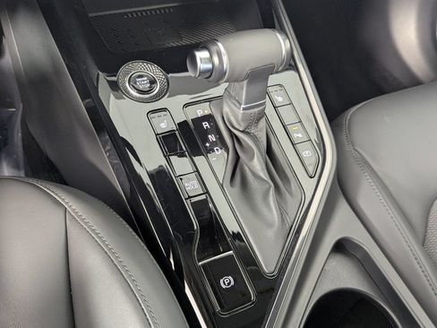 Used 2023 Kia Niro EX FWD image 22
