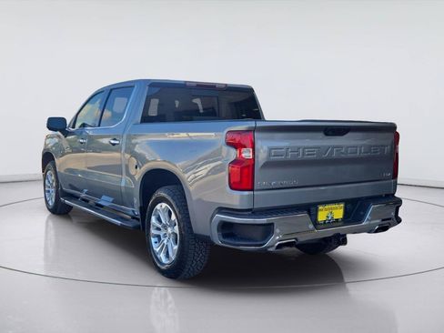 Used 2023 Chevrolet Silverado 1500 LTZ AWD/4WD image 3
