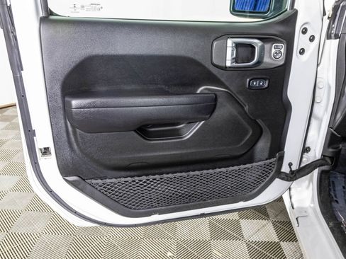 Used 2022 Jeep Wrangler Unlimited Sport AWD/4WD image 41