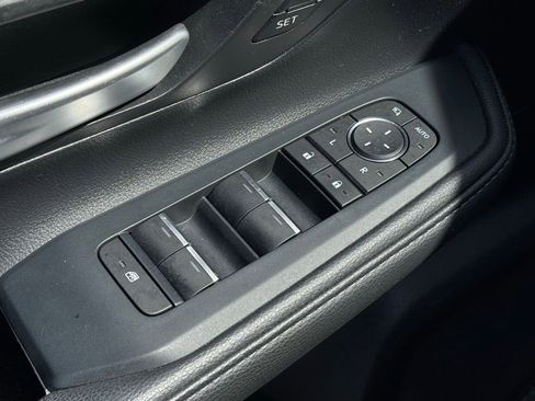 Used 2024 Toyota Grand Highlander Limited image 15