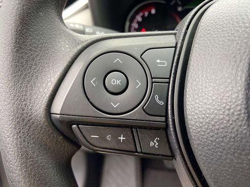 Used 2023 Toyota RAV4 XLE image 32