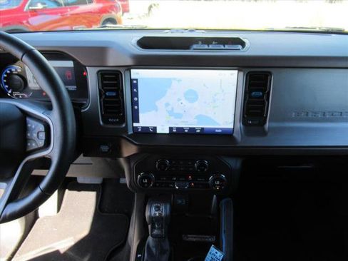 Used 2023 Ford Bronco Outer Banks image 23