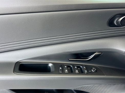 New 2025 Hyundai Elantra SEL w/ Cargo Package image 11