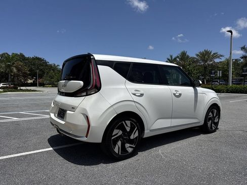 Used 2023 Kia Soul GT-Line w/ GT-Line Technology Package FWD image 24