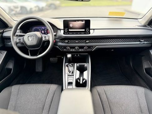 Used 2024 Honda Accord EX image 25