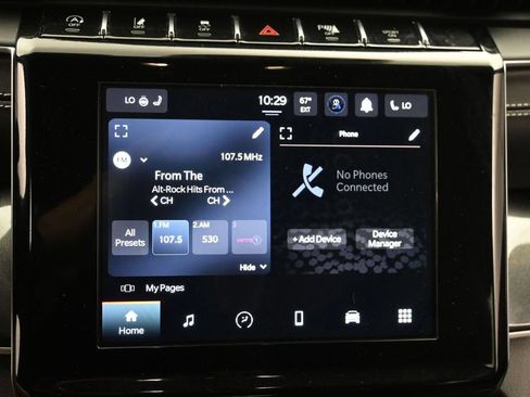Used 2023 Jeep Grand Cherokee Altitude AWD/4WD image 19