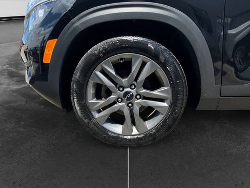 Used 2023 Kia Seltos S w/ Navigation Package FWD image 12