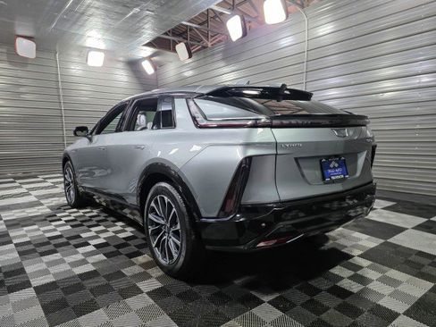 Used 2024 Cadillac Lyriq Sport image 7