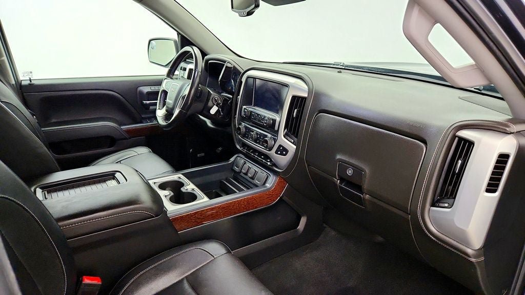 Used 2018 GMC Sierra 1500 SLT w/ Enhanced Driver Alert Package RWD image 24