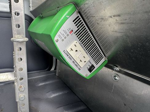 Used 2012 Ford Transit Connect XLT FWD image 16