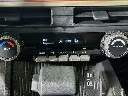 Used 2026 Toyota Tacoma SR5 AWD/4WD image 23
