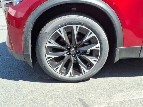 New 2026 MAZDA CX-90 Plug-In Hybrid w/ Premium Plus AWD/4WD image 9