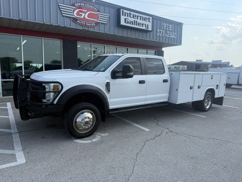Used 2019 Ford F550 4x4 Crew Cab Super Duty image 2