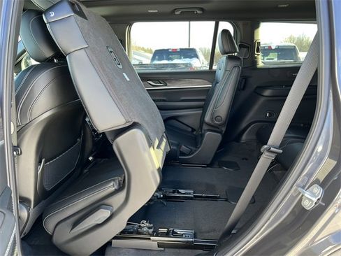 New 2025 Jeep Grand Cherokee L Limited w/ Trailer Tow Package image 5
