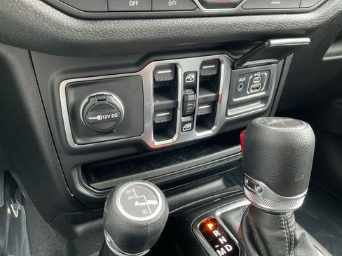 New 2026 Jeep Gladiator Sport AWD/4WD image 26