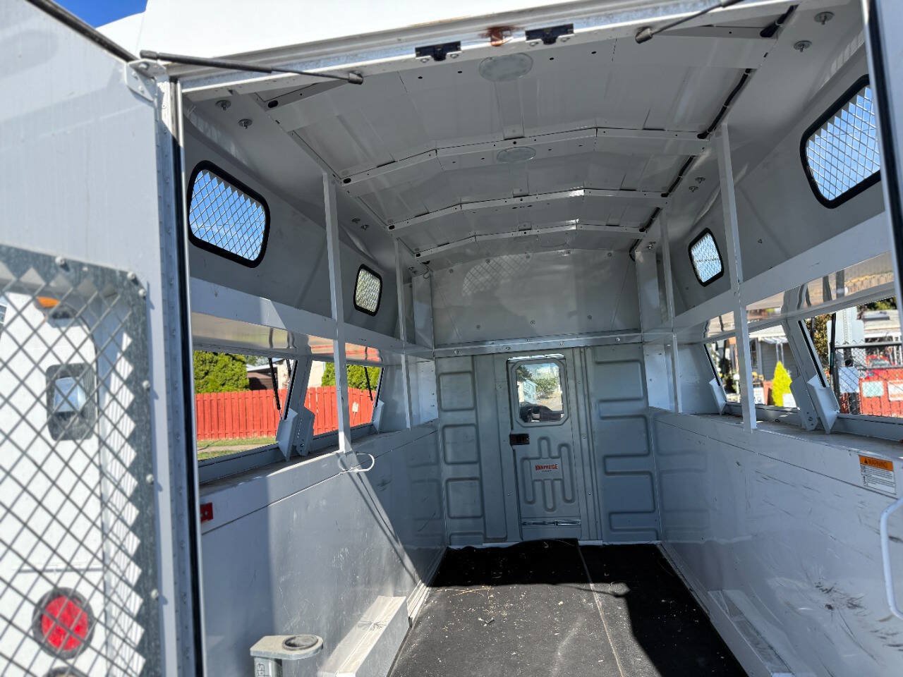 Used 2017 Ford E-350 and Econoline 350 Super Duty RWD image 28