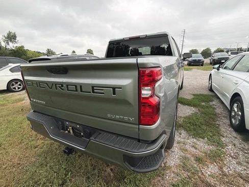 Used 2023 Chevrolet Silverado 1500 Custom AWD/4WD image 5
