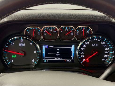 Used 2017 GMC Yukon SLT AWD/4WD image 12