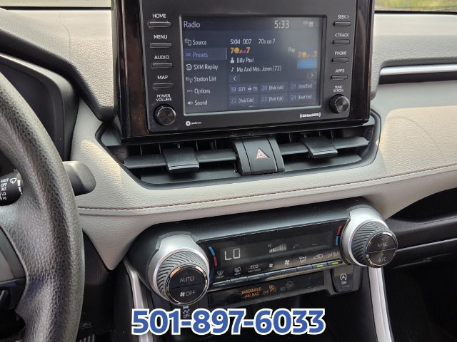 Used 2022 Toyota RAV4 XLE AWD/4WD image 17