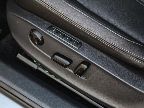 Used 2022 Volkswagen Passat 2.0T image 20