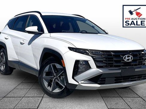 Used 2025 Hyundai Tucson SEL FWD image 2