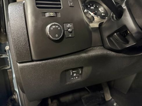 Used 2012 Chevrolet Silverado 2500 LT w/ Interior Plus Package AWD/4WD image 15