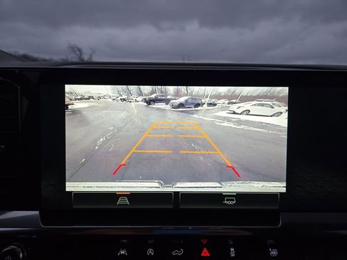 Used 2025 GMC Sierra 1500 Elevation image 22