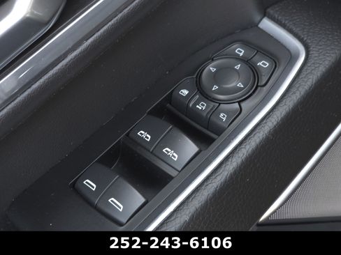 Used 2024 GMC Sierra 3500 Denali w/ Denali Reserve Package image 28