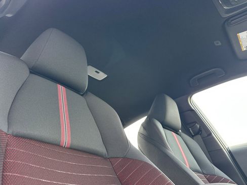 New 2026 Toyota Corolla SE w/ SE Package image 14