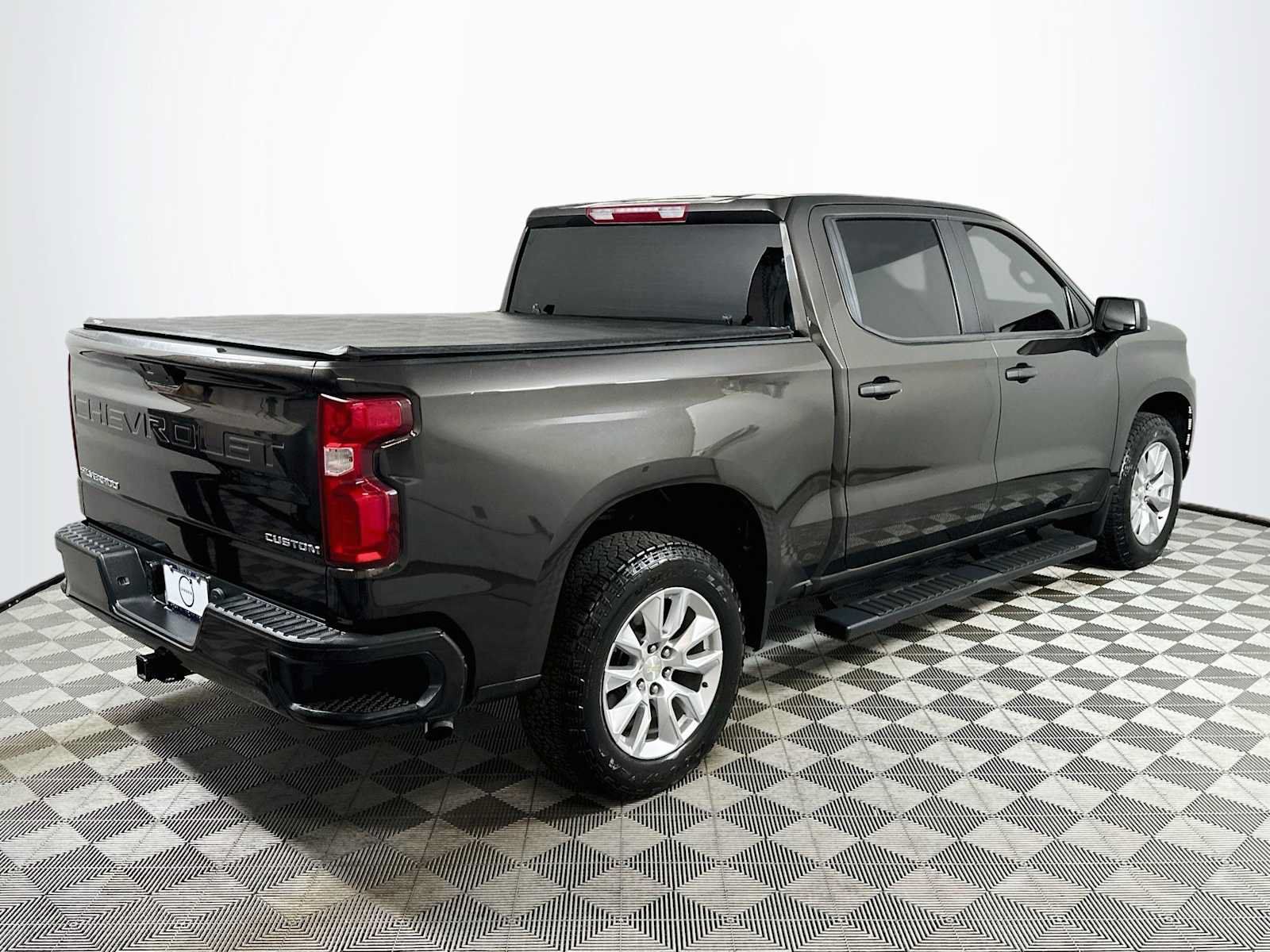 Used 2021 Chevrolet Silverado 1500 Custom RWD image 7