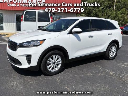 Used 2020 Kia Sorento LX FWD image 1