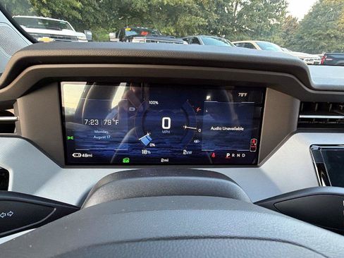 New 2027 Chevrolet Bolt LT FWD image 24