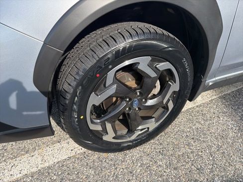 Used 2023 Subaru Crosstrek 2.5i Limited w/ Moonroof Package image 14