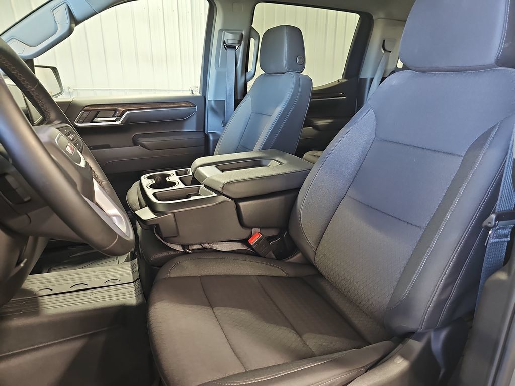 New 2026 GMC Sierra 1500 SLE w/ Preferred Package AWD/4WD image 14