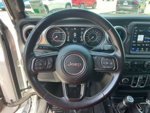 Used 2021 Jeep Gladiator Sport w/ Quick Order Package 24Q 80Th AWD/4WD image 15