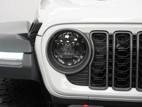 New 2026 Jeep Wrangler Rubicon image 5