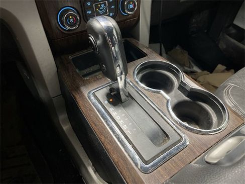 Used 2013 Ford F150 Lariat w/ Mid Equipment Group image 25