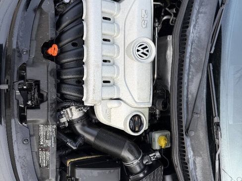 Used 2008 Volkswagen Beetle S FWD image 17