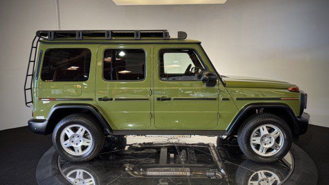 Used 2025 Mercedes-Benz G 550 image 38